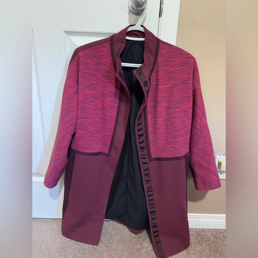 Lululemon Women's Burgundy Jacket